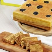 Layer Cake Prune Premium